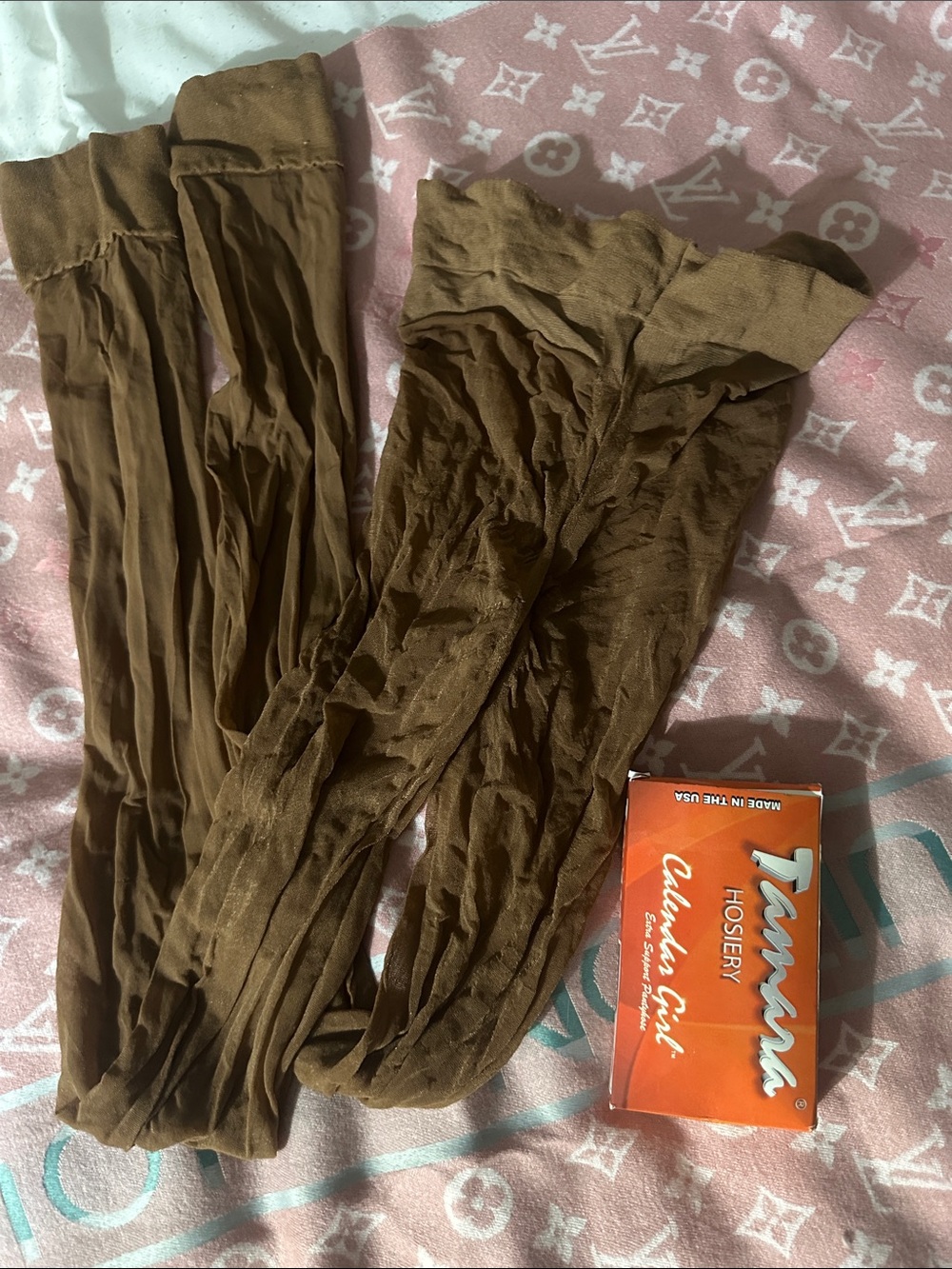 Hooters hosiery Brown Sheer Tights 24 pcs